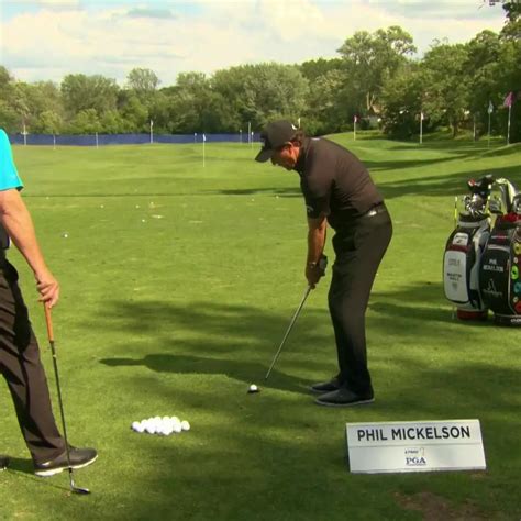 phil mickelson tips|School of Golf: Best Guests: Phil Mickelson – Keys to Chipping.